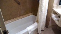 ホテル部屋バスタブ