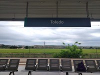 トレド駅ホーム