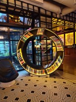 Only You Hotel Atochaのフロント