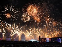 ドバイワールドカップ　フィナーレの花火大会