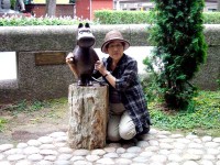 ムーミン谷博物館の前で