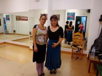 taller de flamenco の先生です。次のレッスンの女の子に撮ってもらいました。あまり時間がなく写真が少ないのが残念ですが。