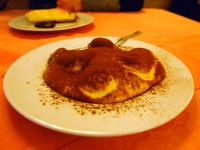 ティラミスとチーズケーキ