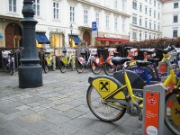 街の自転車置場