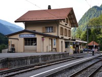 ツヴァイリュッチネン駅