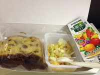 軽食として軽い朝食