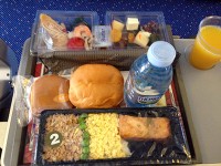 KLM864便　機内食　魚の場合