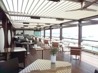 ホテルの朝食会場