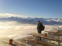 雲上のレストラン、絶景です。インスブルックの街は雲の下