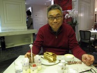 ウィンナコーヒーはラム酒が効いててうまいなぁ