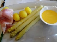この季節の味ホワイトアスパラ