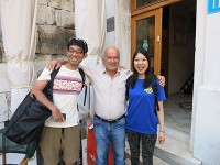 ホテルオーナーのお父さん。とってもフレンドリー