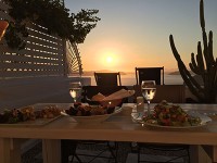 イアの夕日