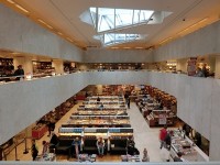 アカデミア書店