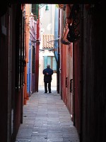 こんな細い路地にもちゃんと通り名があります。