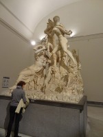 これは一番有名だから撮っておけと言われたファルネーゼの雄牛